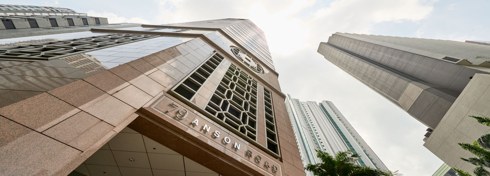UE BIZHUB TOWER